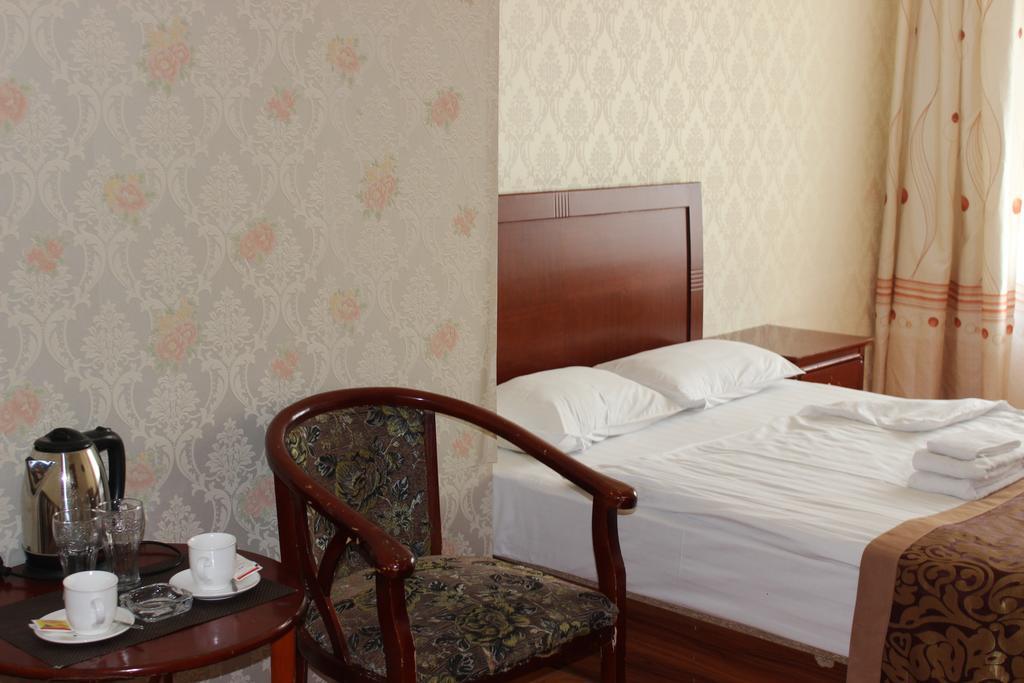 Toto Hotel Ulaanbaatar Zimmer foto